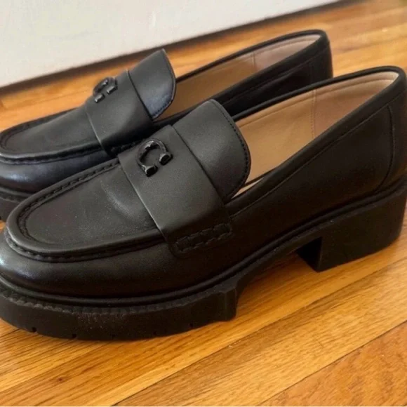 Coach Leah Loafer 🖤 - Picture 4 of 7